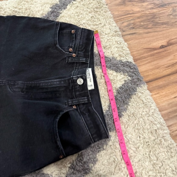 Abercrombie & Fitch Curve Love Mixed Fabric Ultra High Rise 90s Straight Jean - Picture 8 of 9